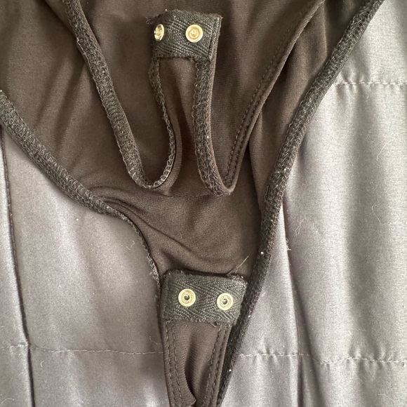 Black Mesh Sleeveless Bodysuit - Picture 2 of 6